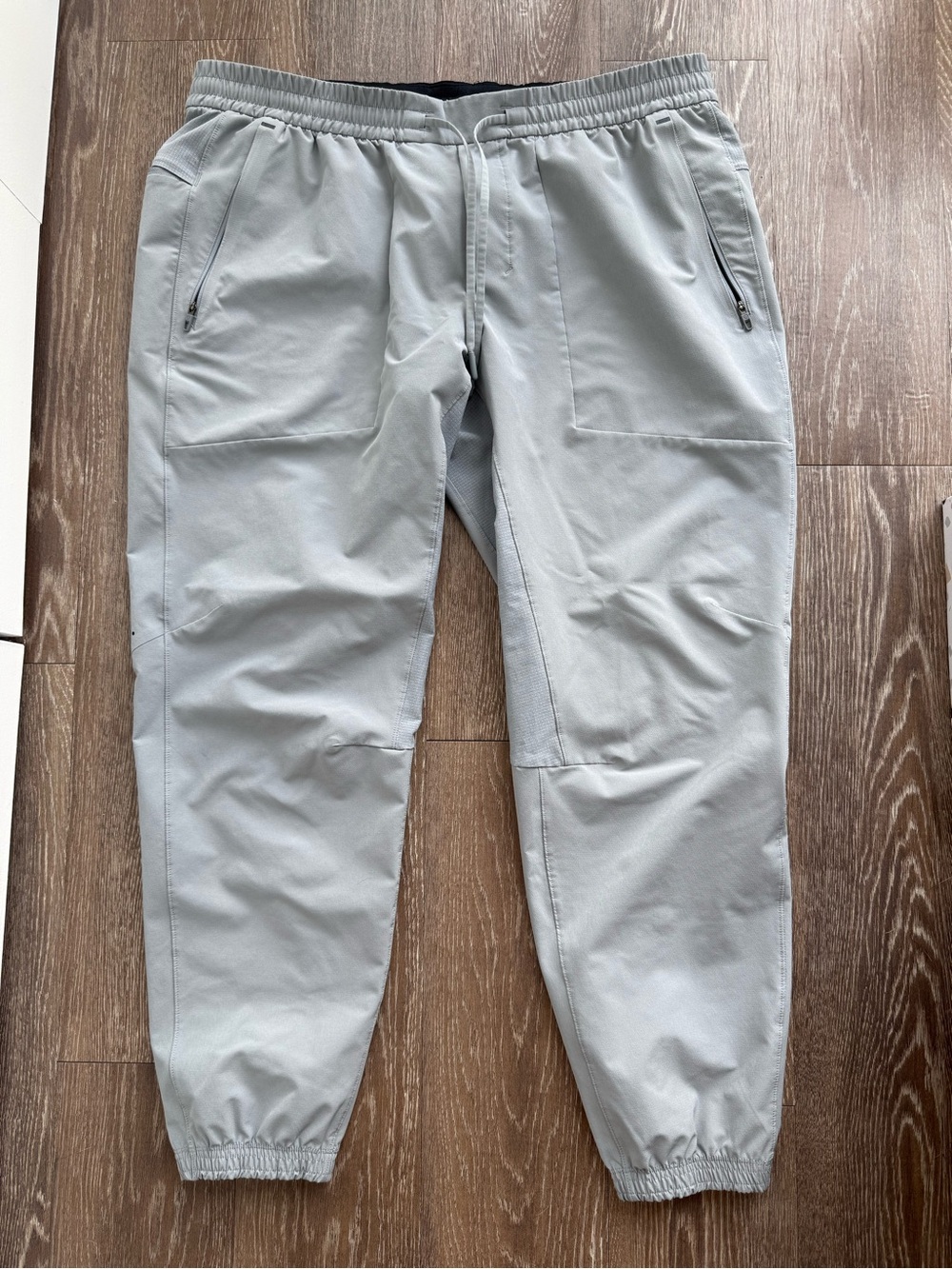 Lululemon Men’s License to Train Joggers